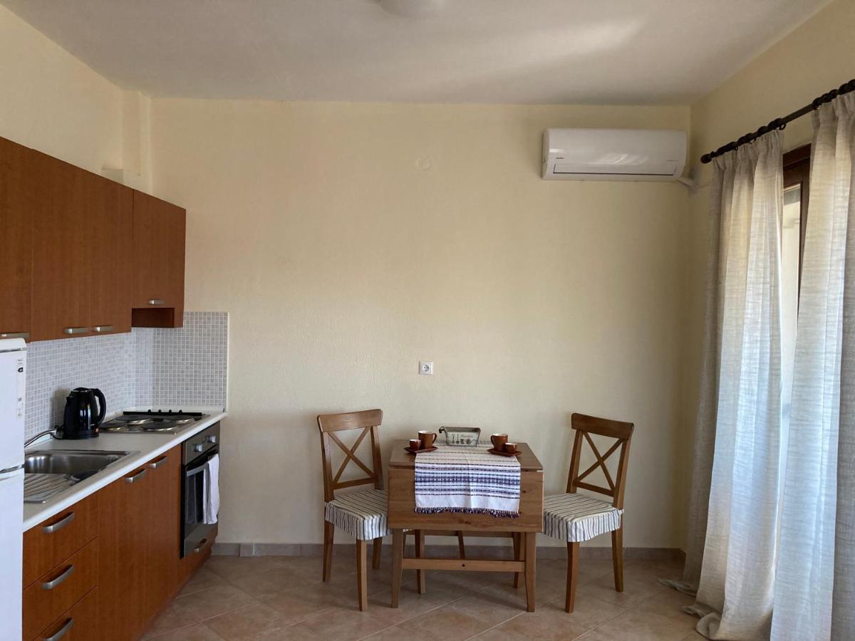 Nikiti Seaview Apartment מראה חיצוני תמונה